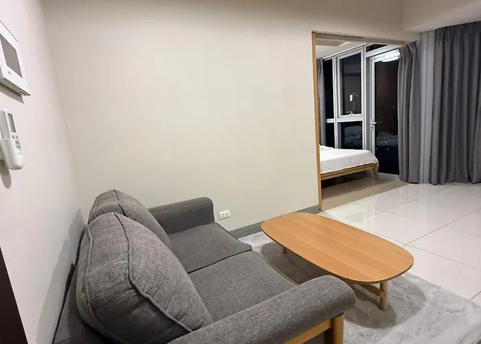 Aparthotel In Bgc By Michvist - Uptown Parksuites Tower 2