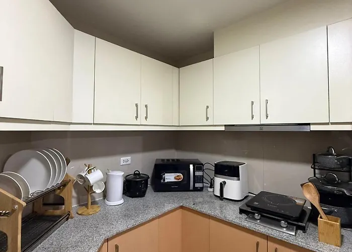 In Bgc By Michvist - Uptown Parksuites Tower 2 Aparthotel