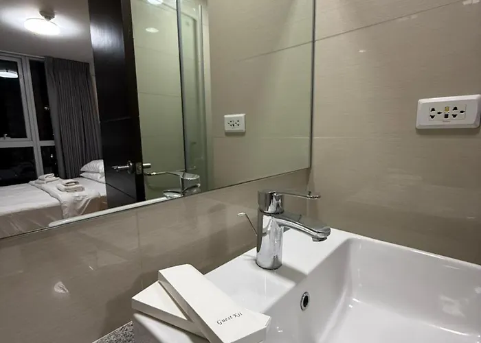 In Bgc By Michvist - Uptown Parksuites Tower 2 Aparthotel *