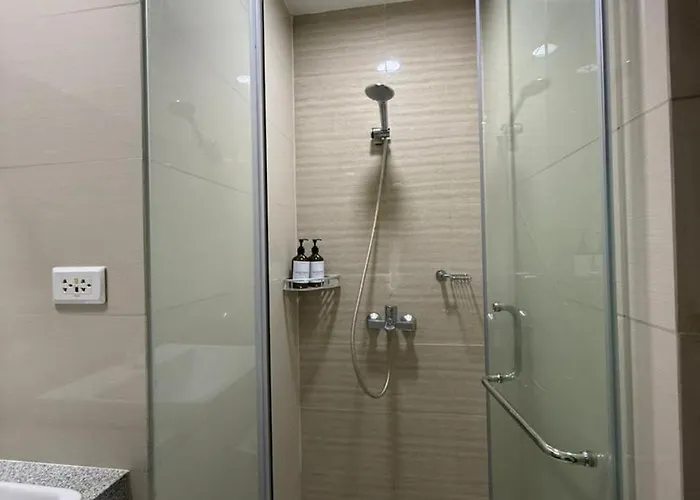 Aparthotel In Bgc By Michvist - Uptown Parksuites Tower 2 Manila